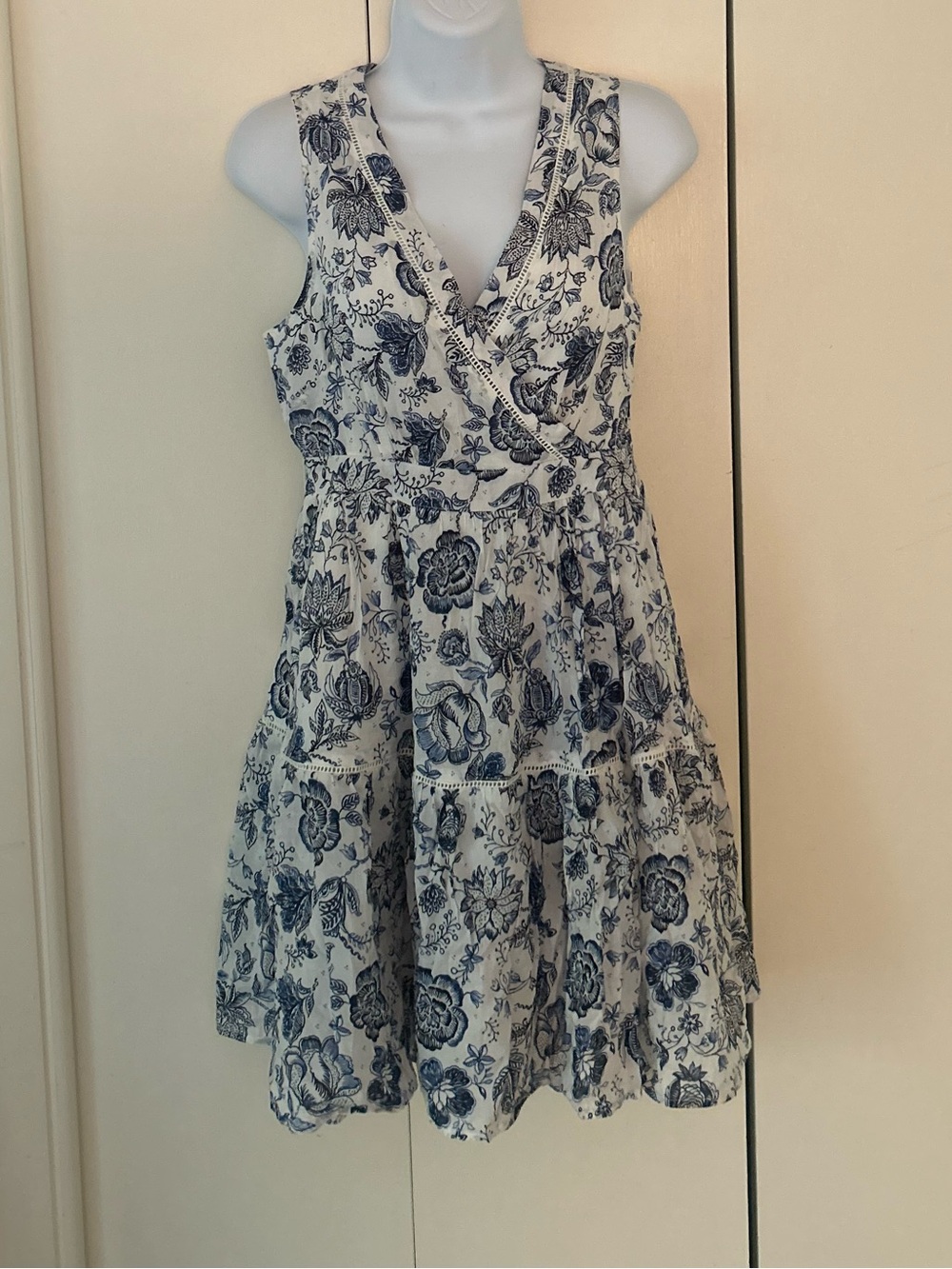 Lucky Brand faux wrap Cotton blend floral sleeveless dress 6